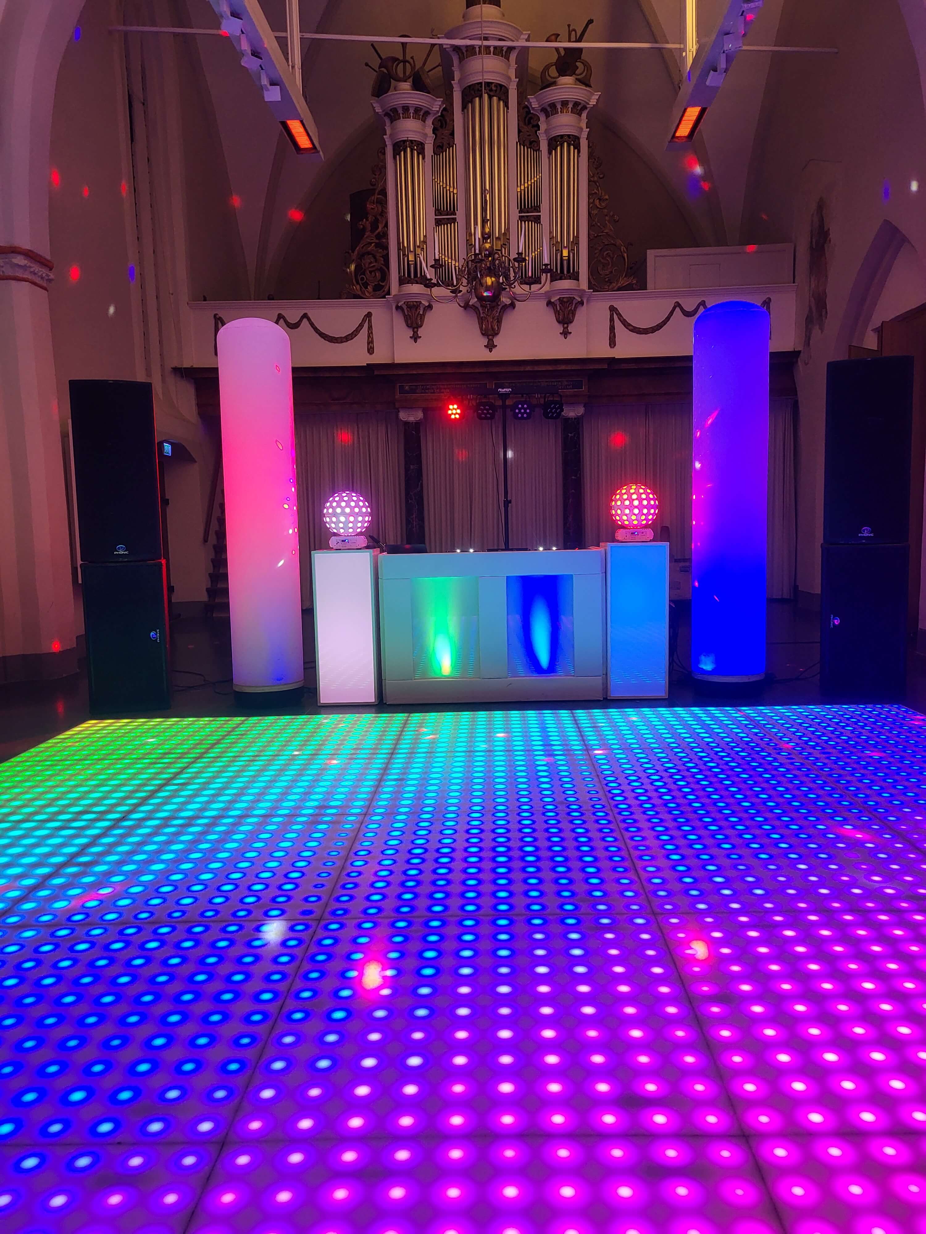 DJ Andre in actie grote show